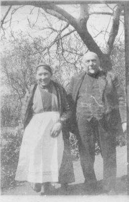 Michael Kleis og hustru.
Fra Egnsarkivets gemmer. PrÃ¦stegÃ¥rdsforpagter i 1930 Michael Kleis og hustru, Besser
