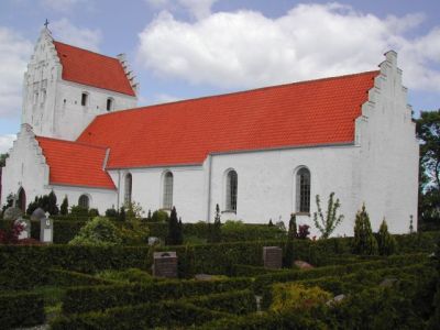 Onsbjerg kirke
Modtaget af Karl Erik Kornmaaler Mikkelsen. 2oo4
