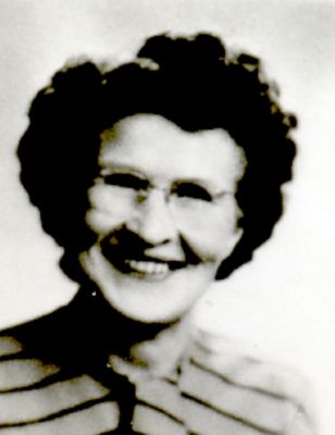 Pearl Lillian
Pearl Lillian Viehweg Perkins - born 23 Oct 1897 - died 14 May 1984
